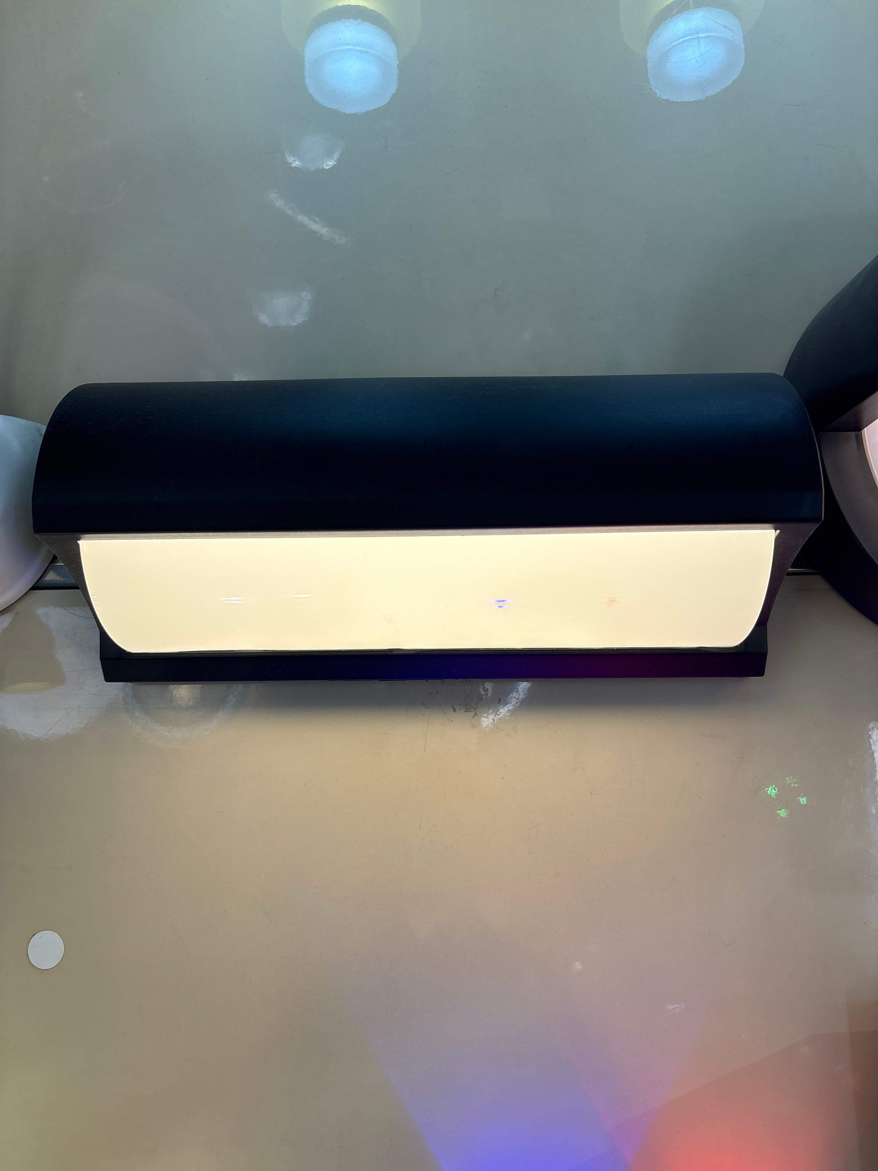 چراغ دیواری ضد اب LED ۲۴ وات